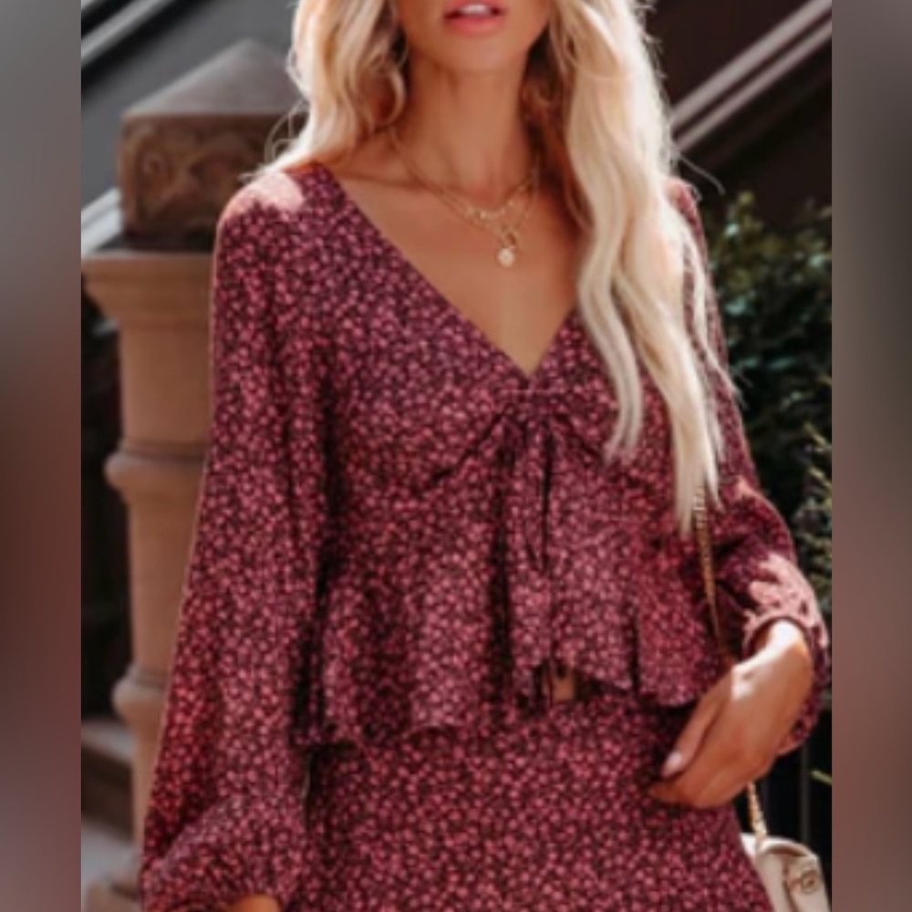 Lush Floral Print Smock Tie Front Cropped Top